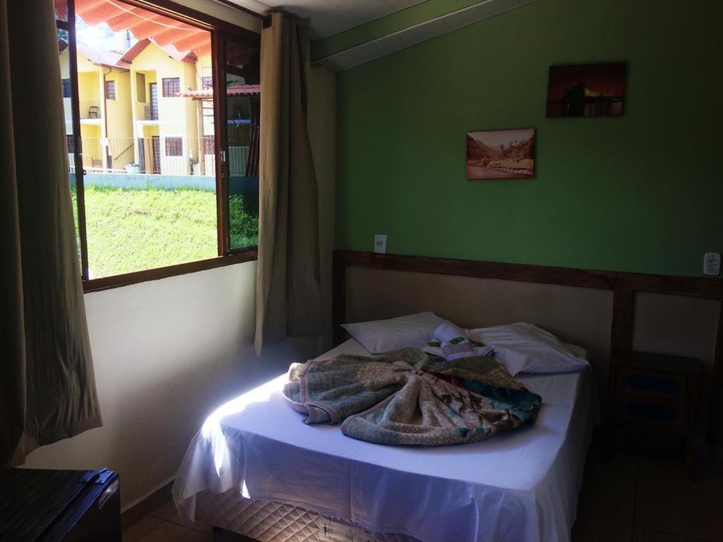 Chale Da Montanha Hotel แซร์ฮาเนกรา ภายนอก รูปภาพ